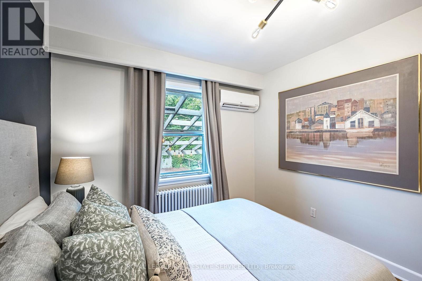 6 Twelfth Street, Toronto, Ontario  M8V 3G7 - Photo 17 - W12433164