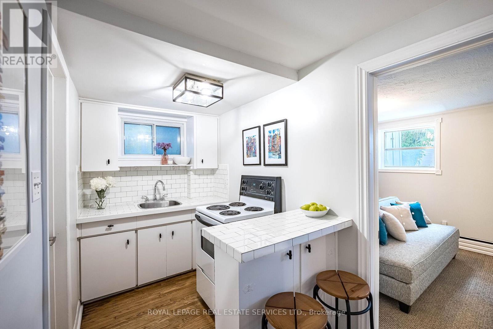 6 Twelfth Street, Toronto, Ontario  M8V 3G7 - Photo 25 - W12433164