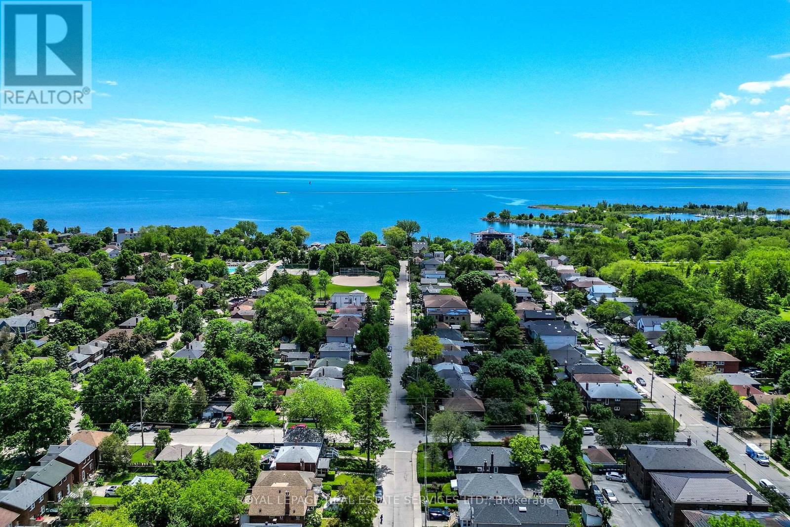 6 Twelfth Street, Toronto, Ontario  M8V 3G7 - Photo 44 - W12433164