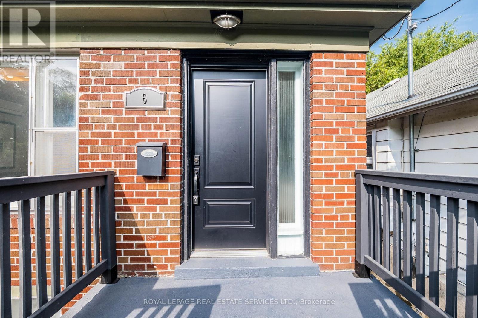 6 Twelfth Street, Toronto, Ontario  M8V 3G7 - Photo 5 - W12433164