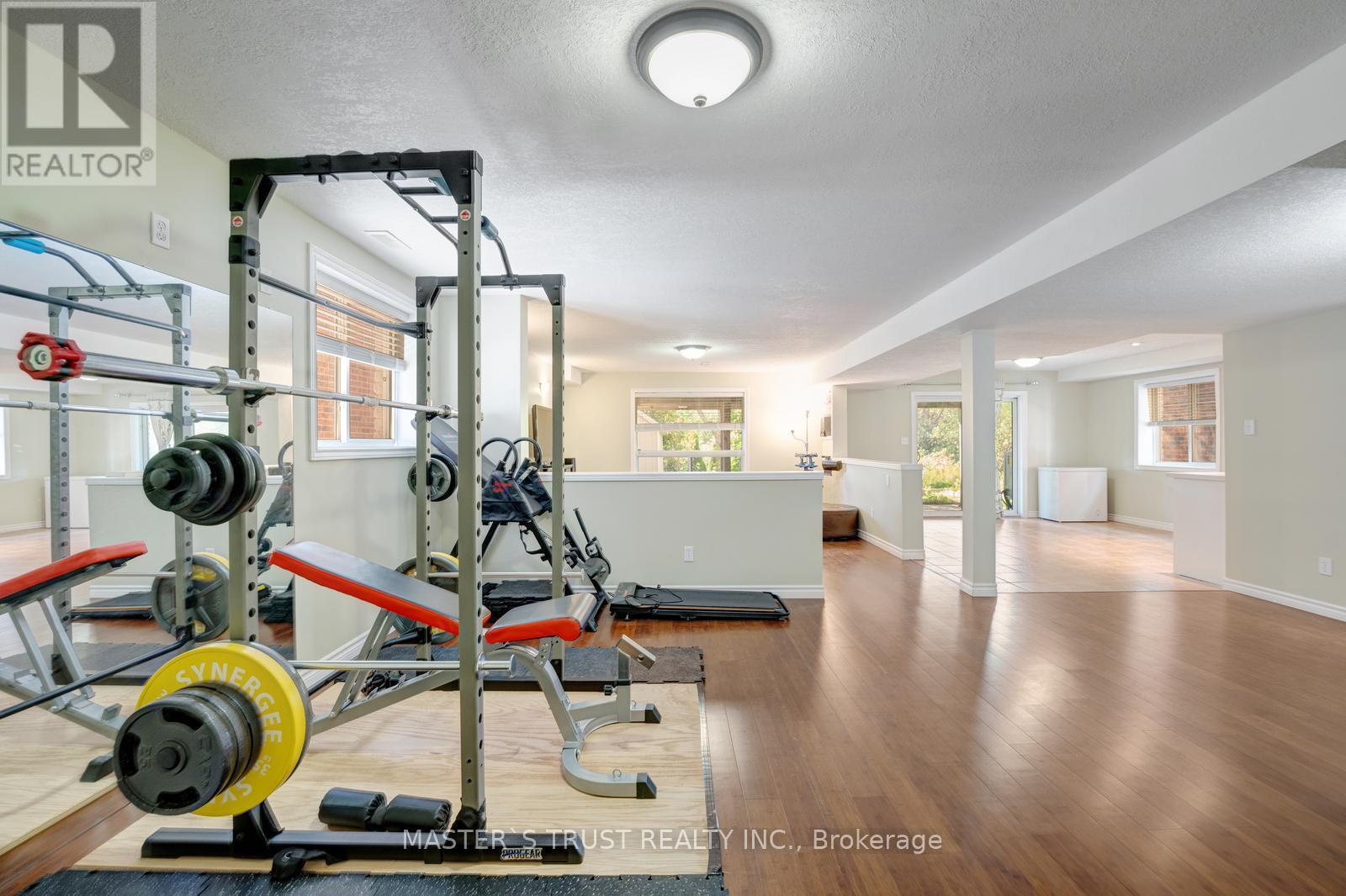 5 Howden Crescent, Guelph (Pineridge/westminster Woods), Ontario  N1L 1T2 - Photo 37 - X12432801