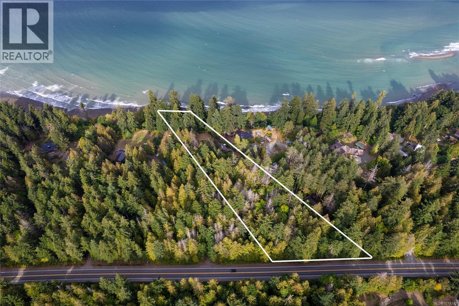 5171 Island Hwy W, Qualicum Beach, British Columbia