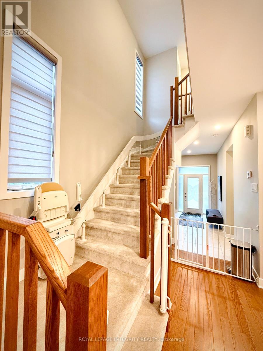 550 Borbridge Avenue, Ottawa, Ontario  K4M 0H9 - Photo 10 - X12433193