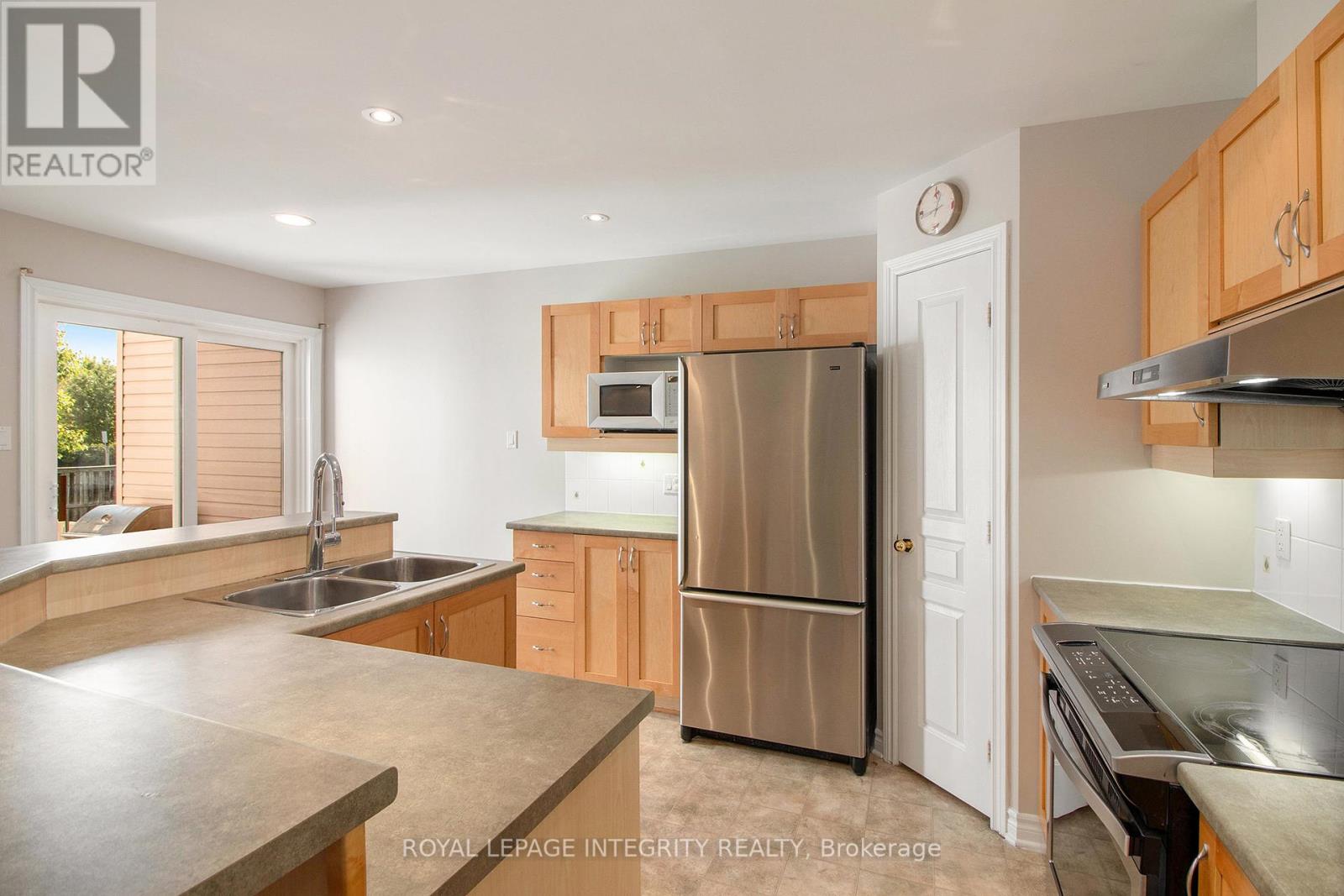2080 Melette Crescent, Ottawa, Ontario  K4A 4X2 - Photo 11 - X12433203