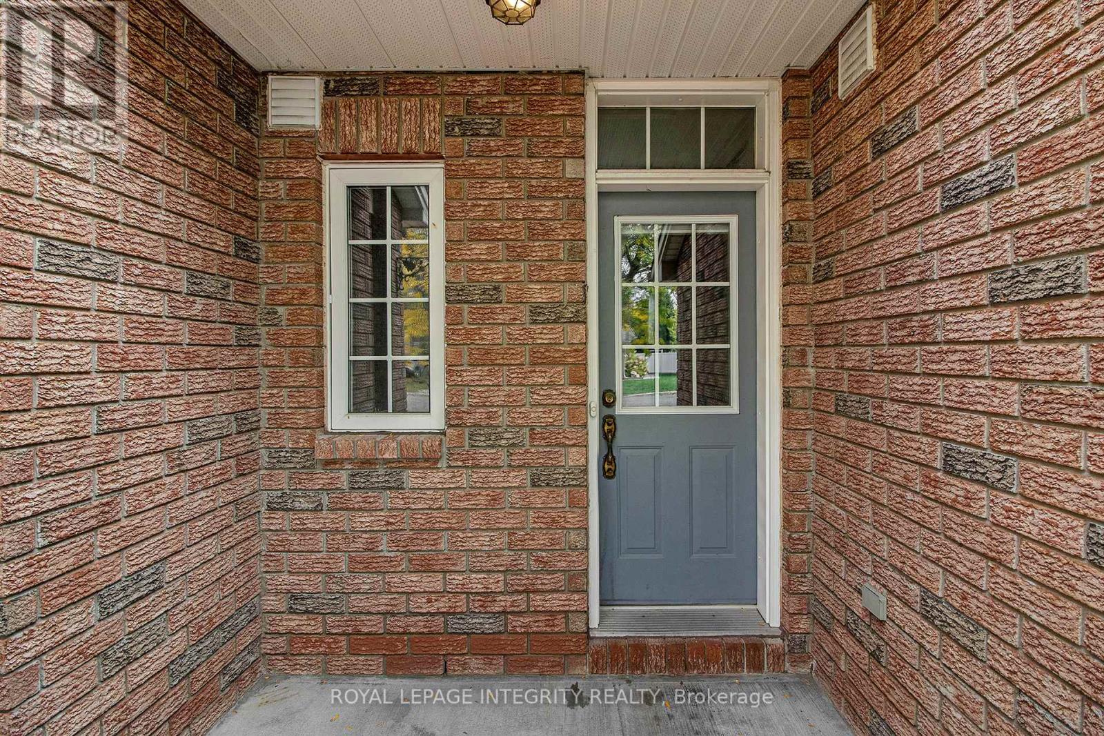 2080 Melette Crescent, Ottawa, Ontario  K4A 4X2 - Photo 2 - X12433203