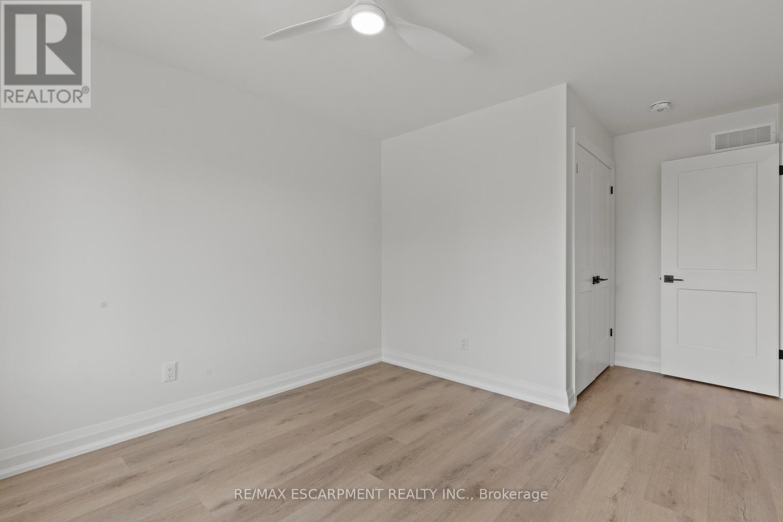 78 Knoll Street, Port Colborne, Ontario  L3K 5A6 - Photo 28 - X12433179