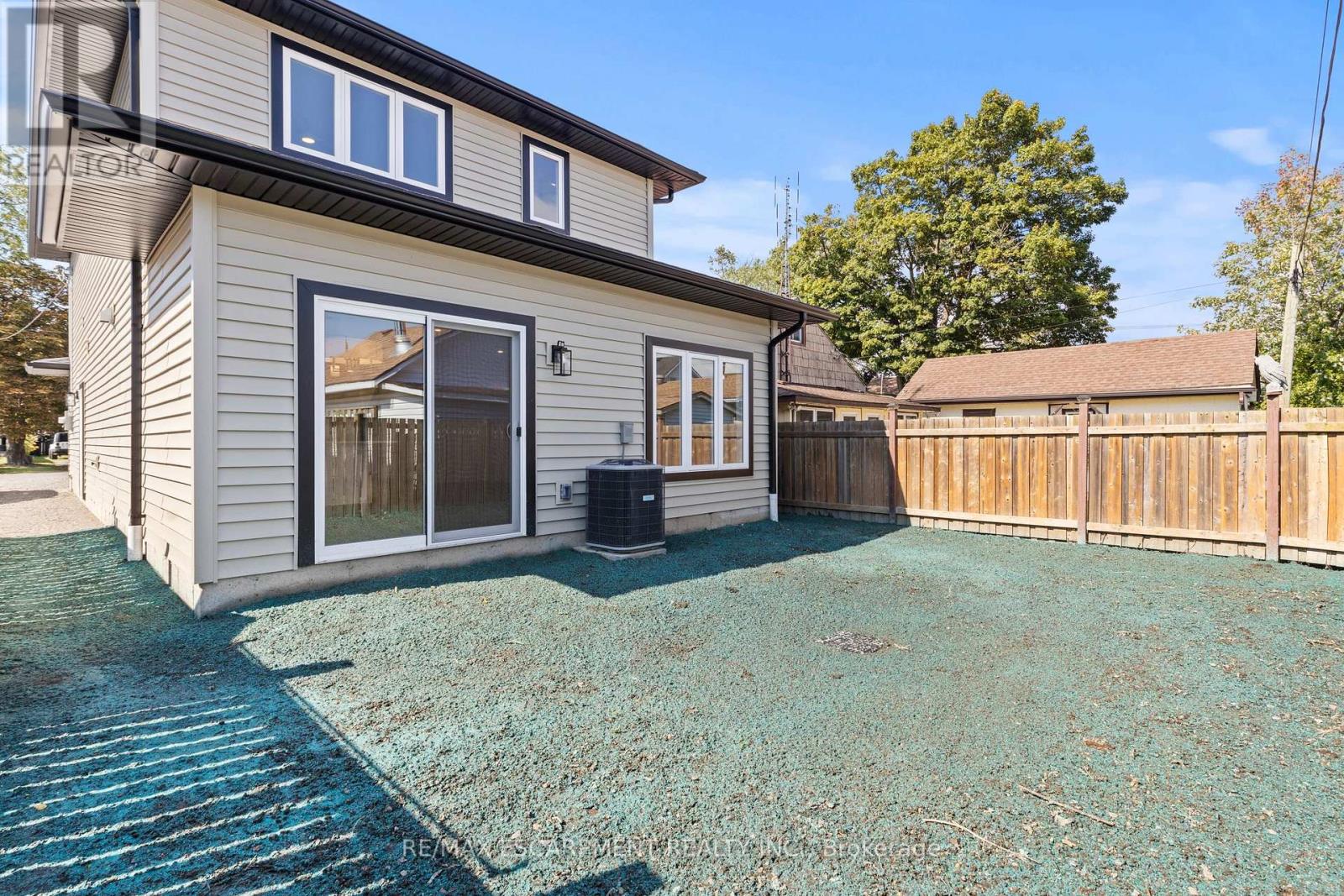78 Knoll Street, Port Colborne, Ontario  L3K 5A6 - Photo 36 - X12433179
