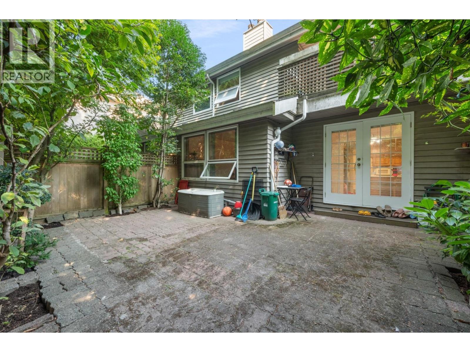 3 6771 Cooney Road, Richmond, British Columbia  V6Y 2J9 - Photo 2 - R3053320