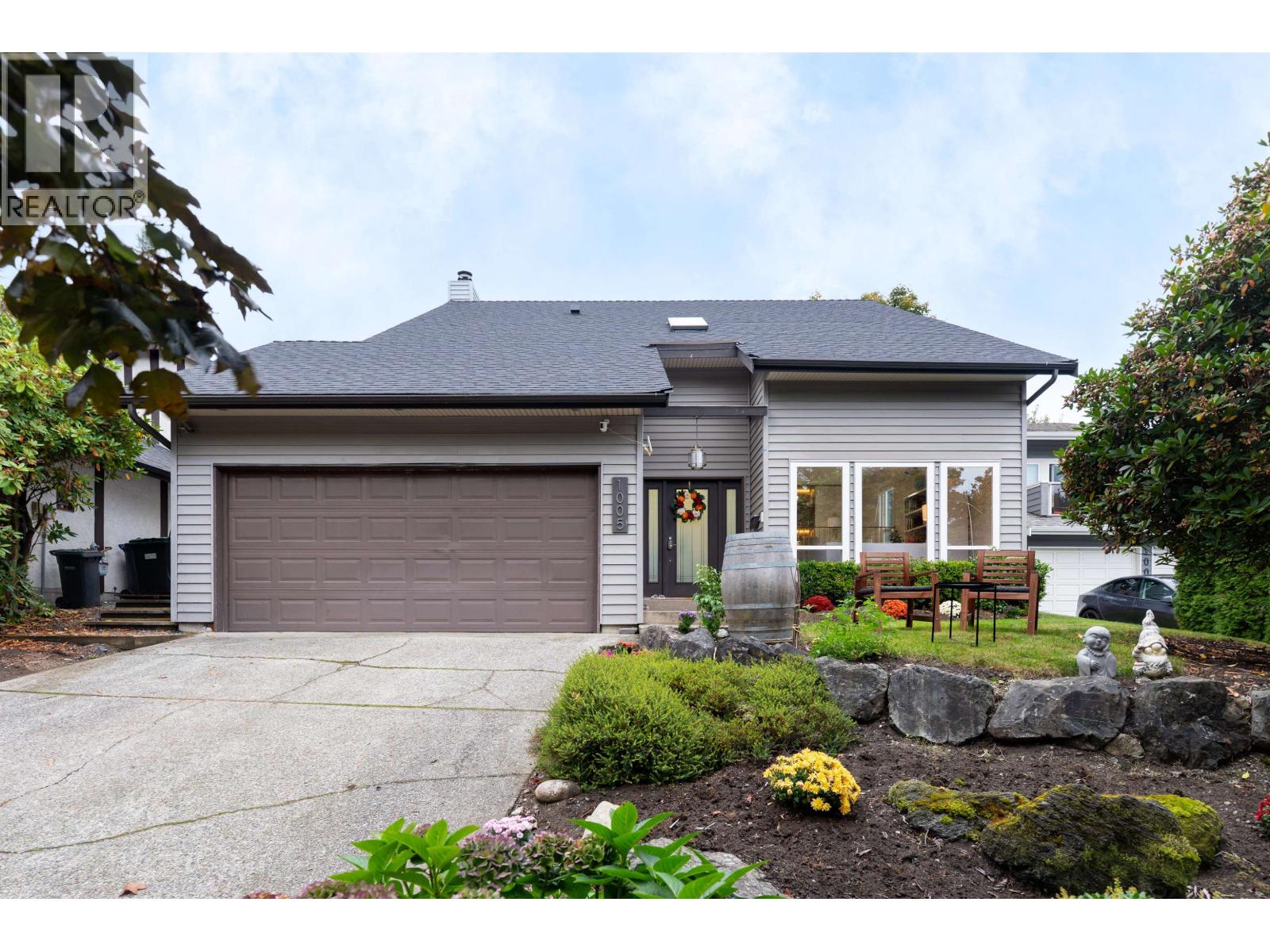 1005 Alpine Place, Port Moody, British Columbia  V3H 3Y5 - Photo 1 - R3053336