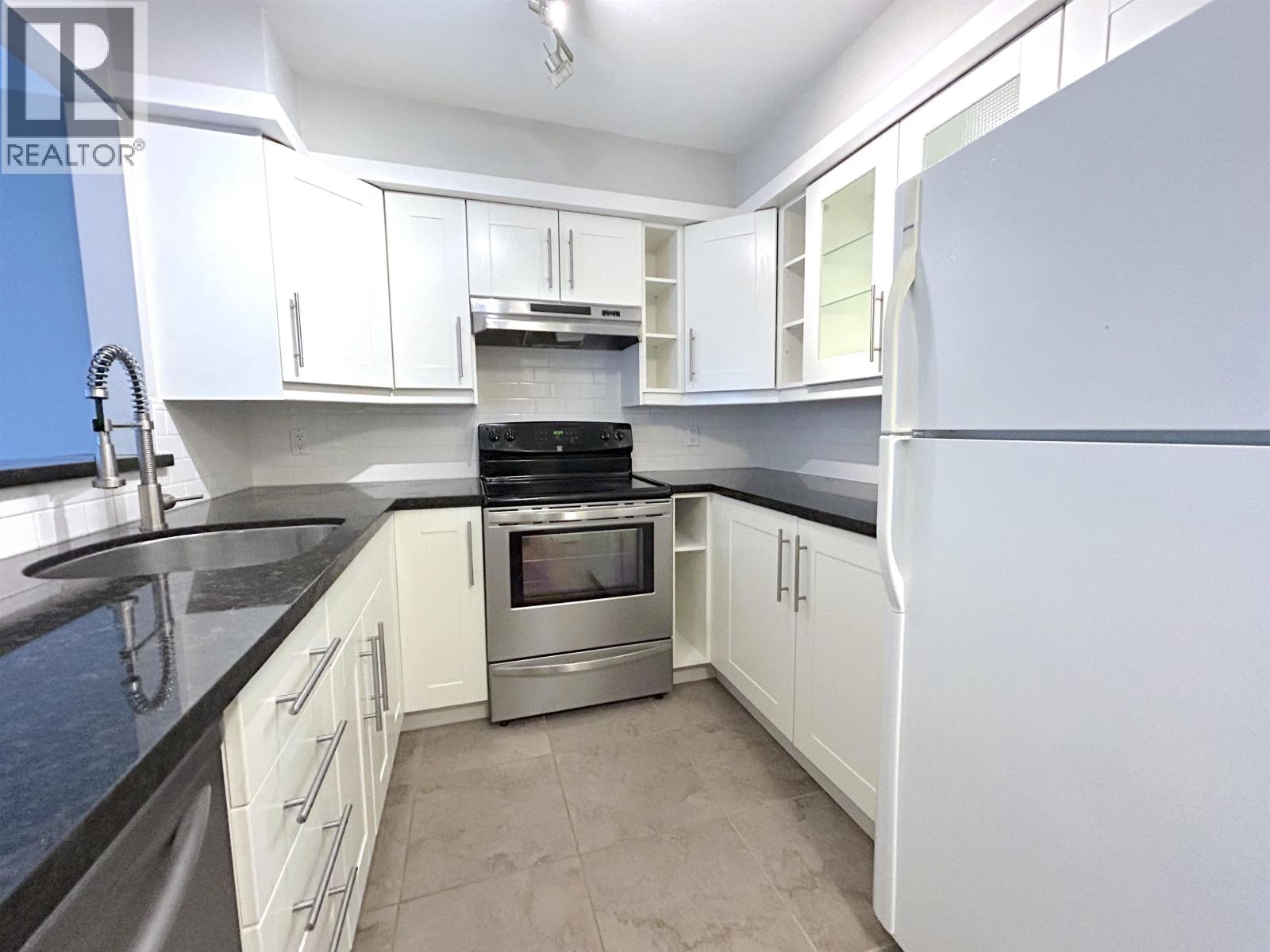 208 737 Hamilton Street, New Westminster, British Columbia  V3M 2M7 - Photo 10 - R3053313