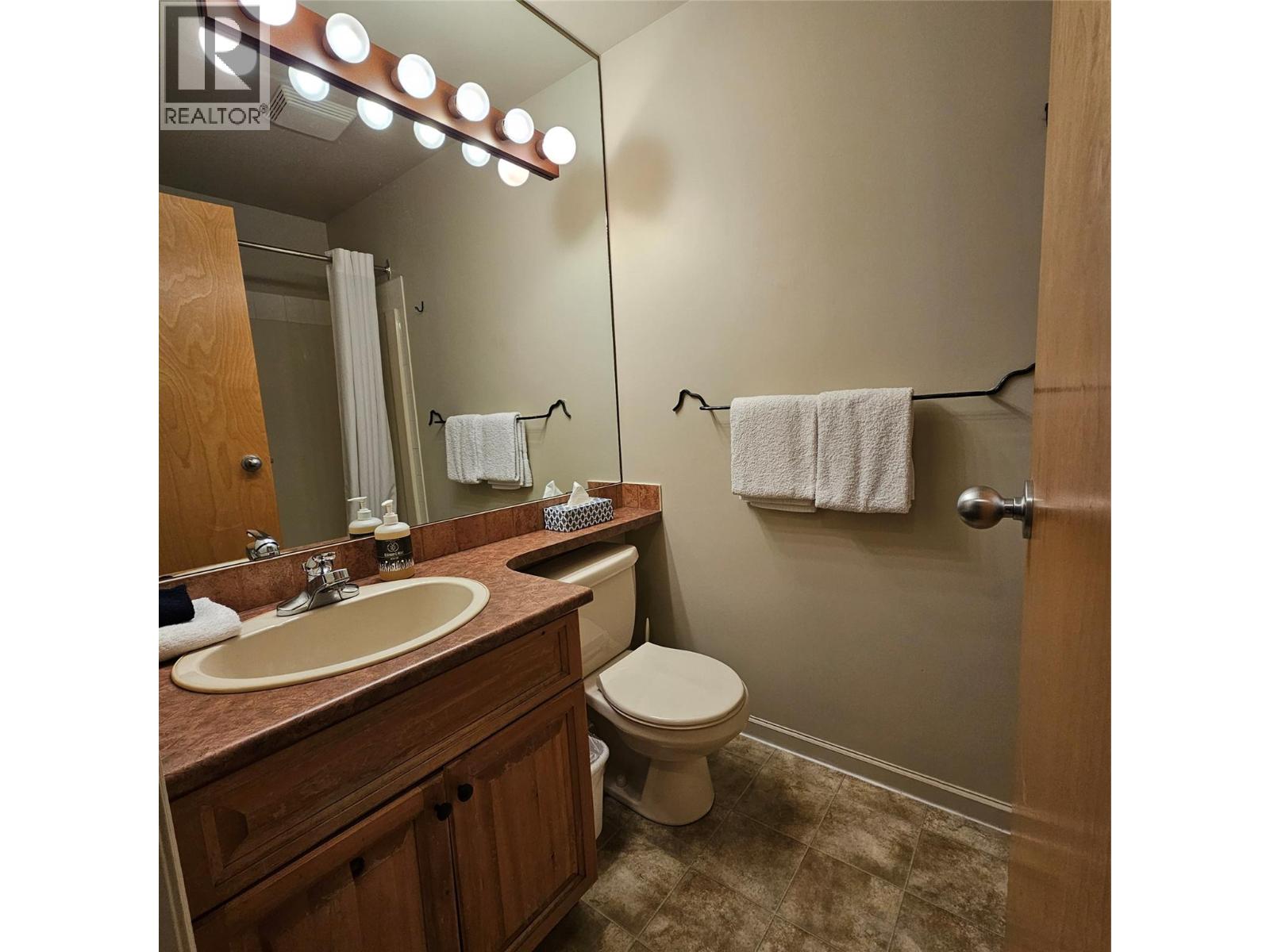 4559 Timberline Crescent Unit# 312, Fernie, British Columbia  V0B 1M6 - Photo 24 - 10362975