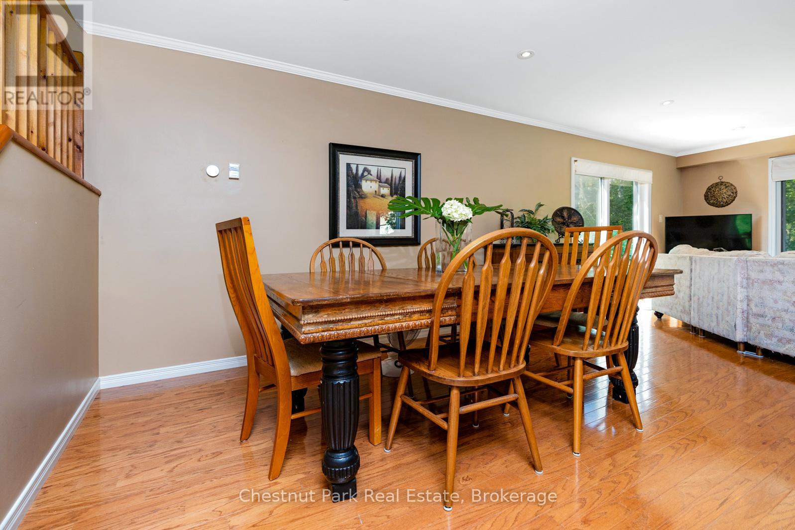 110 Laurie's Court, Blue Mountains, Ontario  L9Y 0L4 - Photo 8 - X12433085