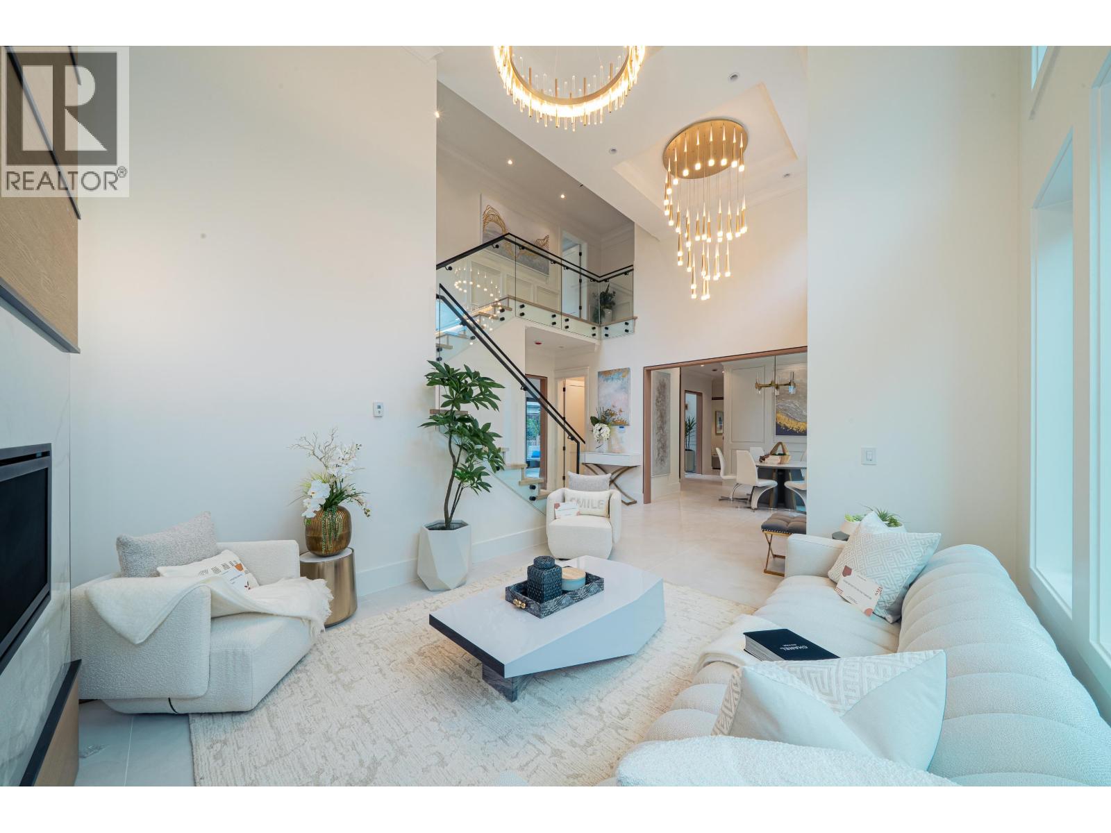 8411 Elsmore Road, Richmond, British Columbia  V7C 2A2 - Photo 6 - R3052994