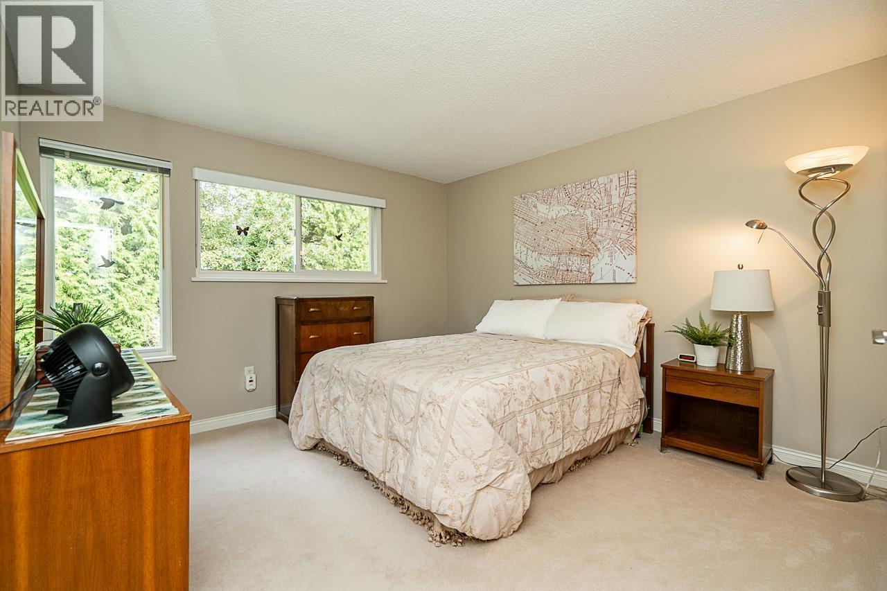 3799 Garden Grove Drive, Burnaby, British Columbia  V5G 4A5 - Photo 16 - R3053269