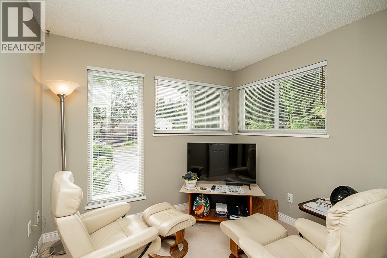 3799 Garden Grove Drive, Burnaby, British Columbia  V5G 4A5 - Photo 22 - R3053269