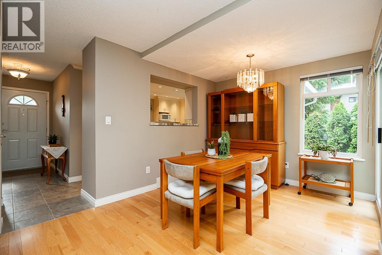 3799 Garden Grove Drive, Burnaby, British Columbia  V5G 4A5 - Photo 10 - R3053269