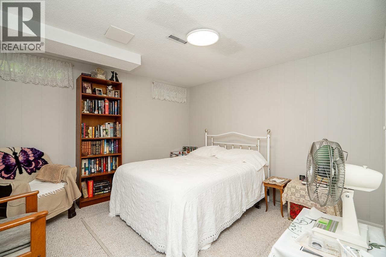3799 Garden Grove Drive, Burnaby, British Columbia  V5G 4A5 - Photo 26 - R3053269