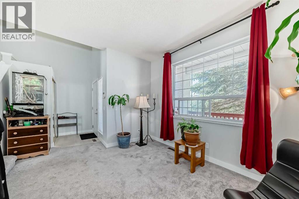 3315 Catalina Boulevard Ne, Calgary, Alberta  T1Y 6T8 - Photo 5 - A2259986
