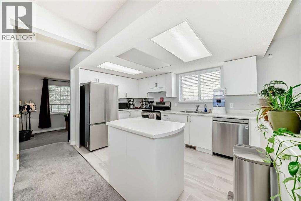 3315 Catalina Boulevard Ne, Calgary, Alberta  T1Y 6T8 - Photo 10 - A2259986
