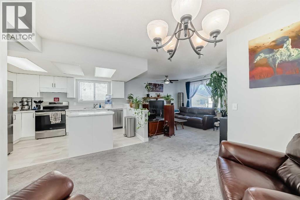 3315 Catalina Boulevard Ne, Calgary, Alberta  T1Y 6T8 - Photo 13 - A2259986