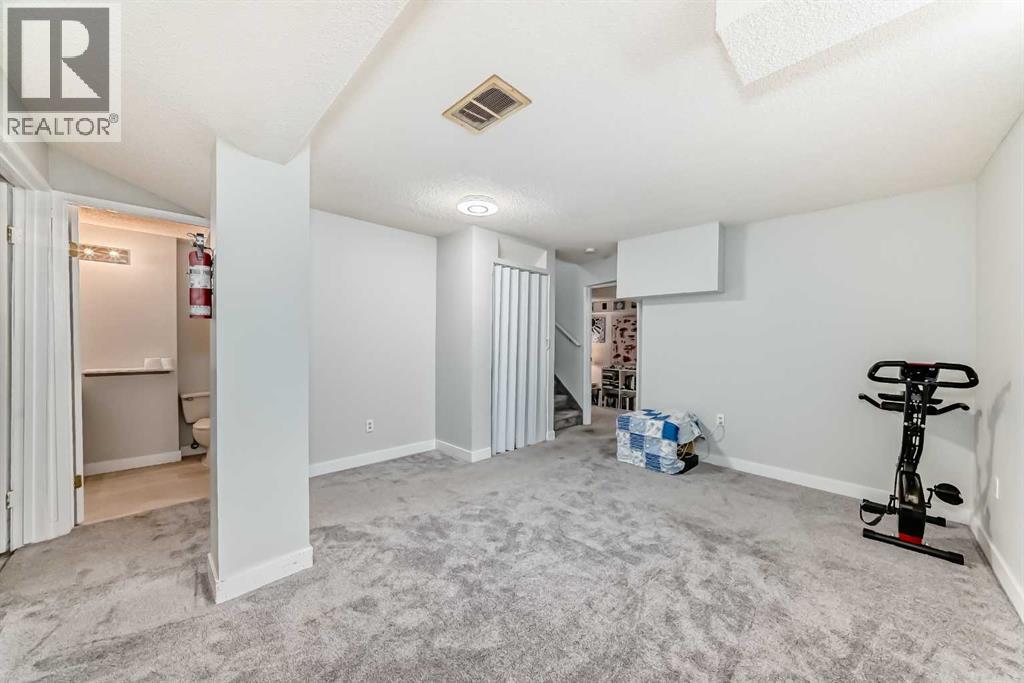 3315 Catalina Boulevard Ne, Calgary, Alberta  T1Y 6T8 - Photo 34 - A2259986