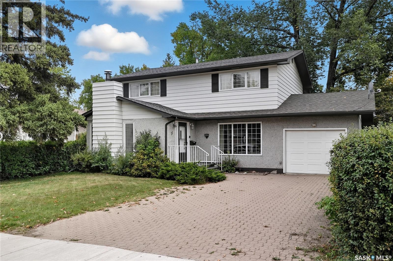 11 Moxon CRESCENT, Saskatoon, Saskatchewan