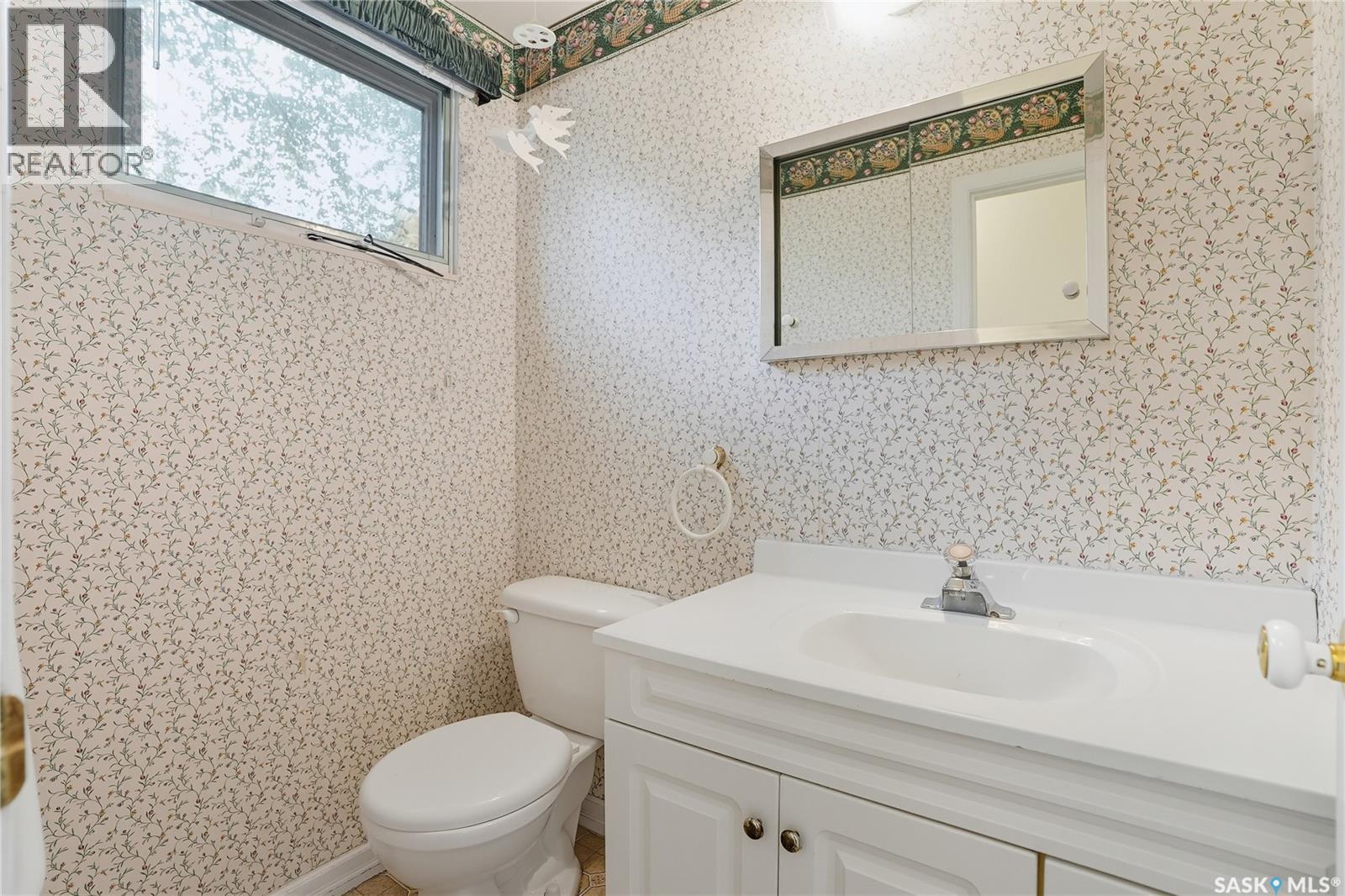11 Moxon Crescent, Saskatoon, Saskatchewan  S7H 3B8 - Photo 19 - SK019596