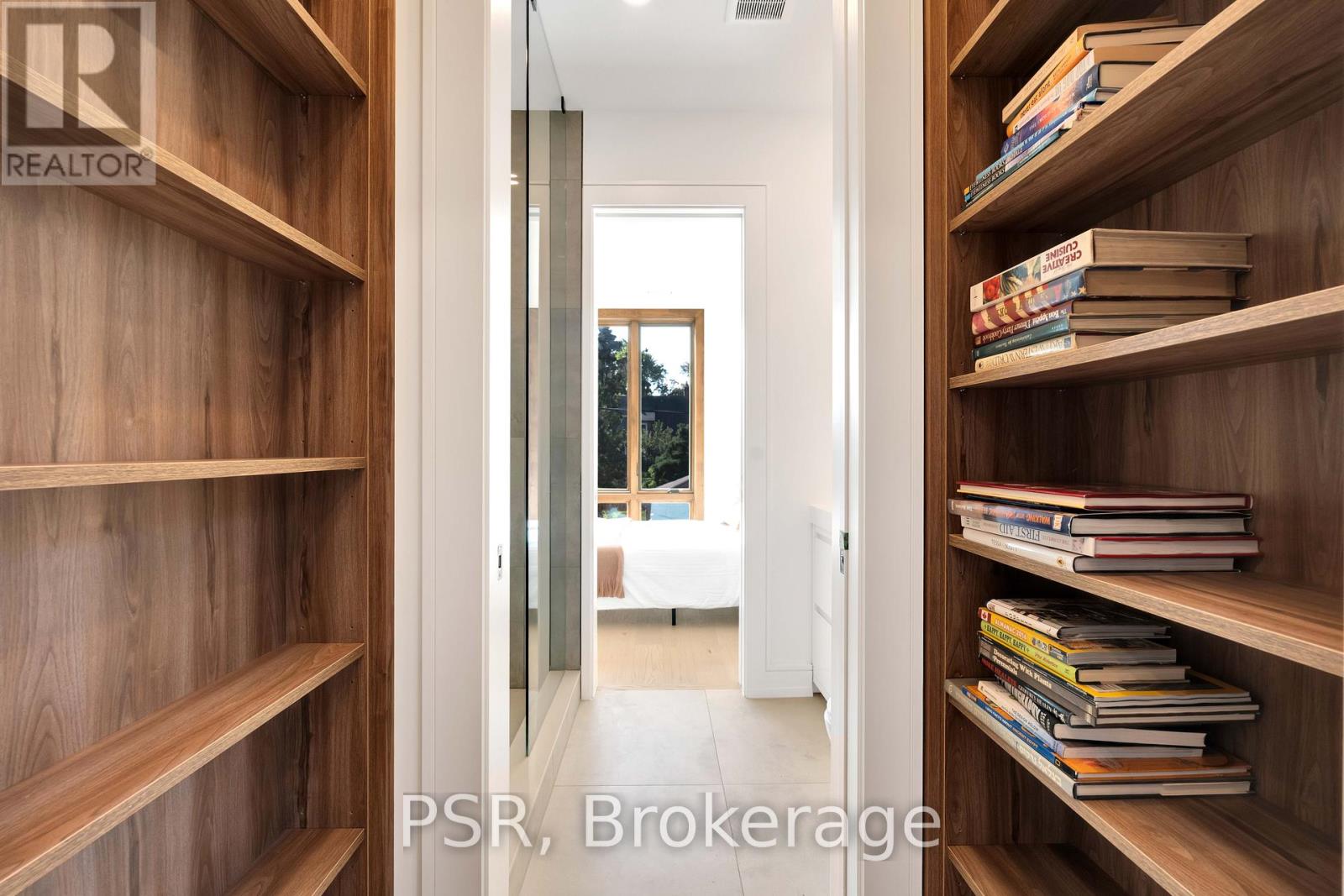 50 Glen Echo Road, Toronto, Ontario  M4N 2E3 - Photo 18 - C12433199