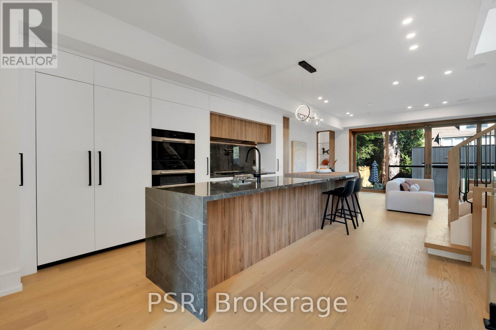 50 Glen Echo Road, Toronto, Ontario  M4N 2E3 - Photo 6 - C12433199