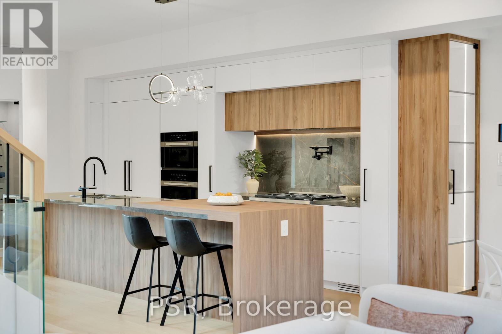 50 Glen Echo Road, Toronto, Ontario  M4N 2E3 - Photo 8 - C12433199