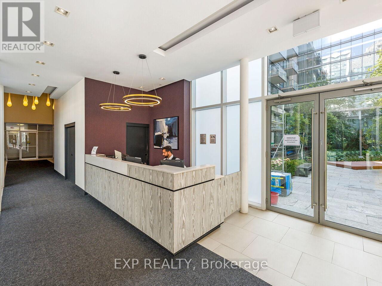 911 - 90 Stadium Road S, Toronto, Ontario  M5V 3W5 - Photo 5 - C12433212