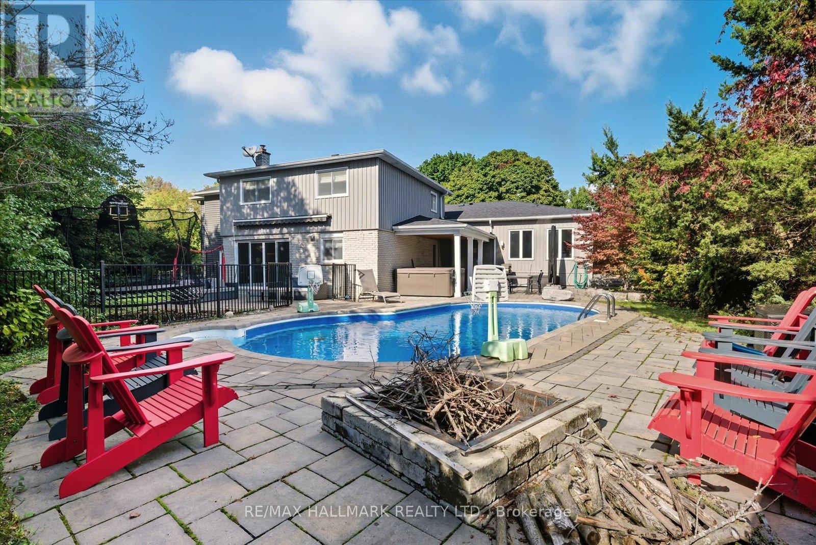 11 Avondale Crescent, Markham, Ontario  L3P 2J9 - Photo 41 - N12432590