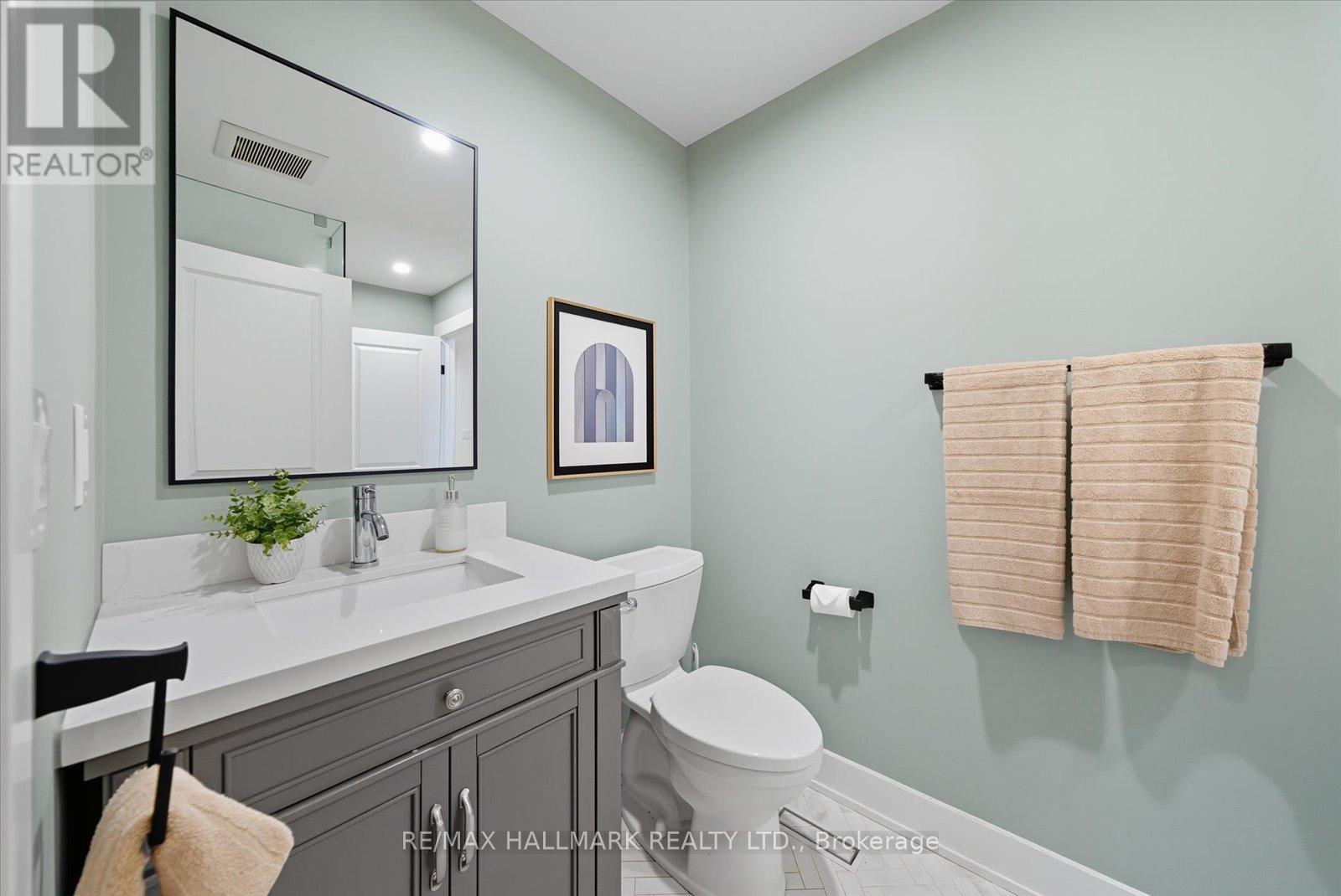 11 Avondale Crescent, Markham, Ontario  L3P 2J9 - Photo 20 - N12432590