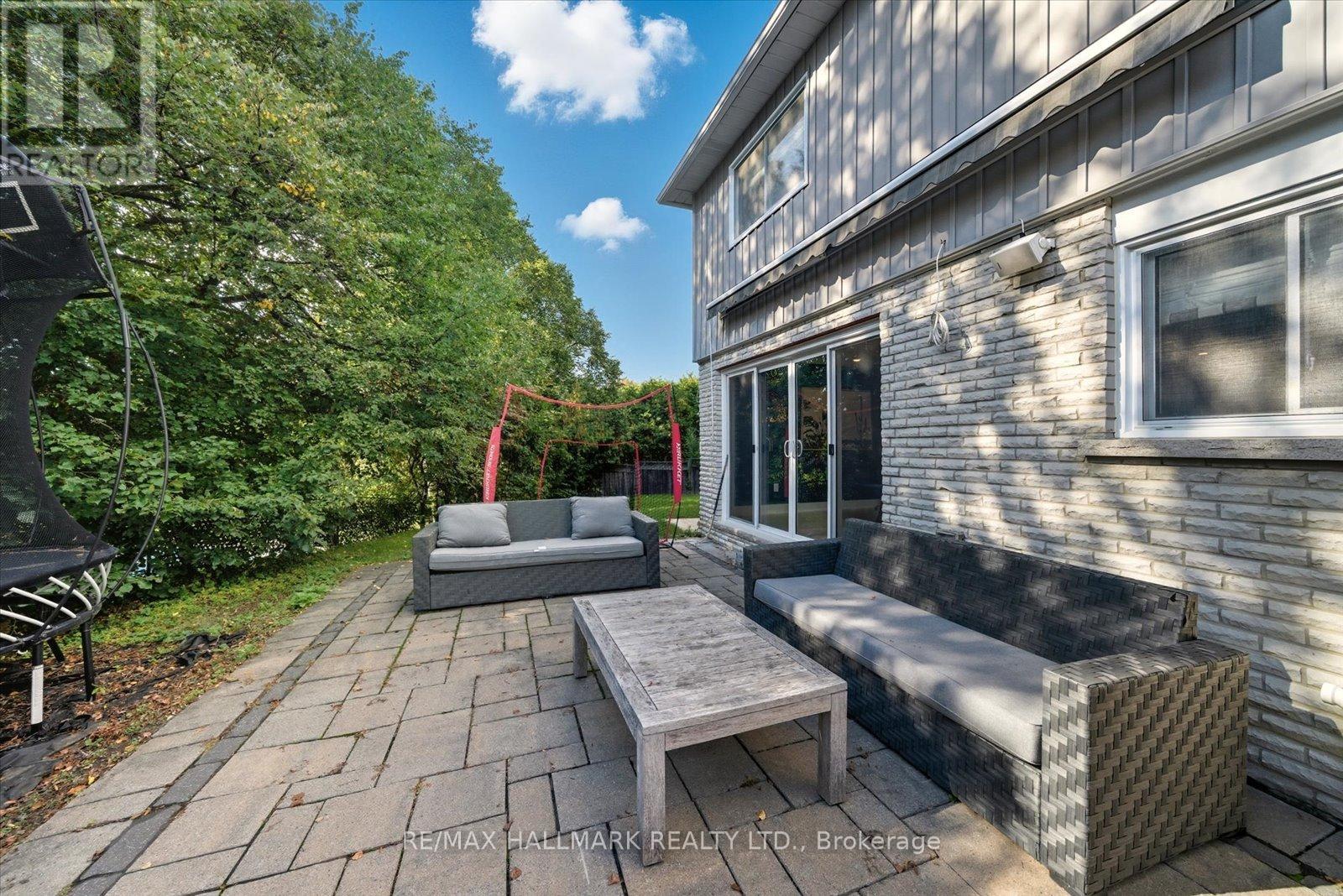 11 Avondale Crescent, Markham, Ontario  L3P 2J9 - Photo 44 - N12432590