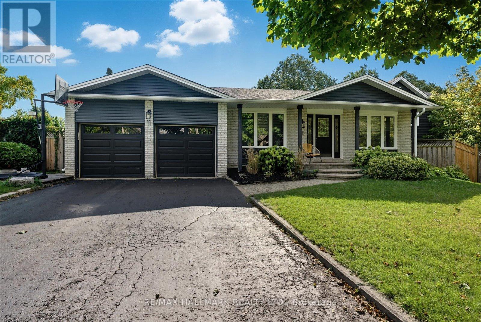 11 AVONDALE CRESCENT, Markham, Ontario