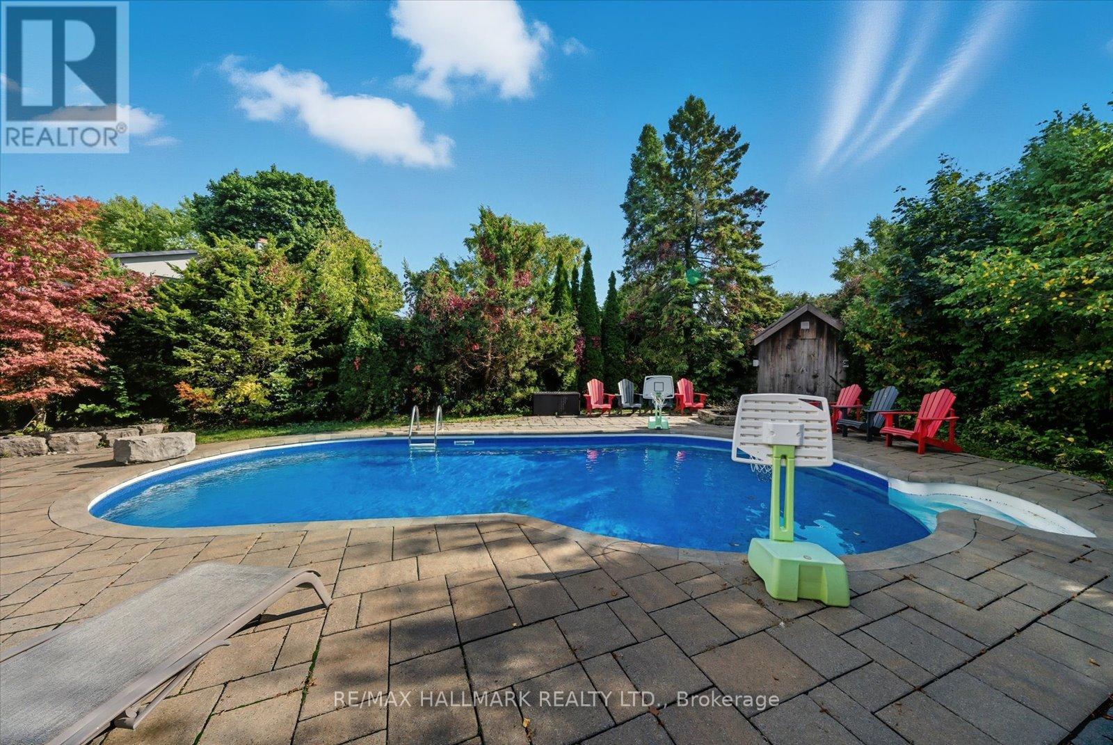 11 Avondale Crescent, Markham, Ontario  L3P 2J9 - Photo 48 - N12432590