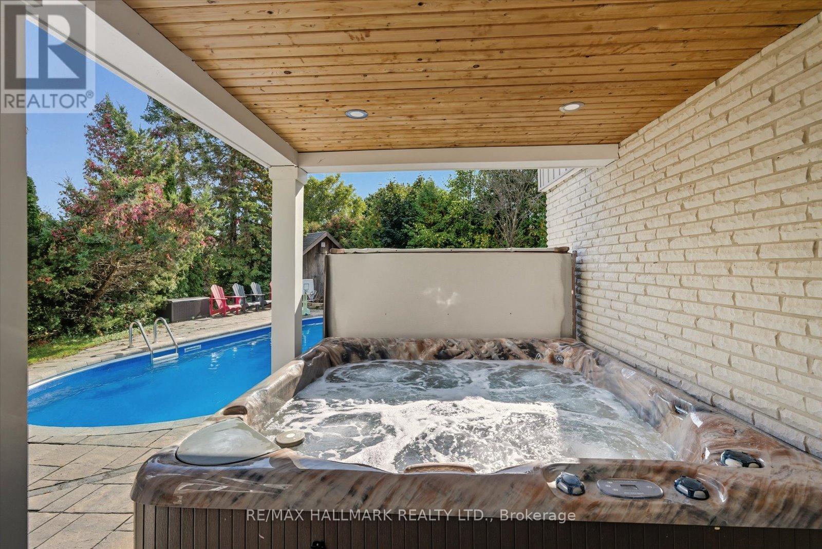 11 Avondale Crescent, Markham, Ontario  L3P 2J9 - Photo 46 - N12432590
