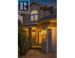 42 ARCHER Way, Hamilton, Ontario