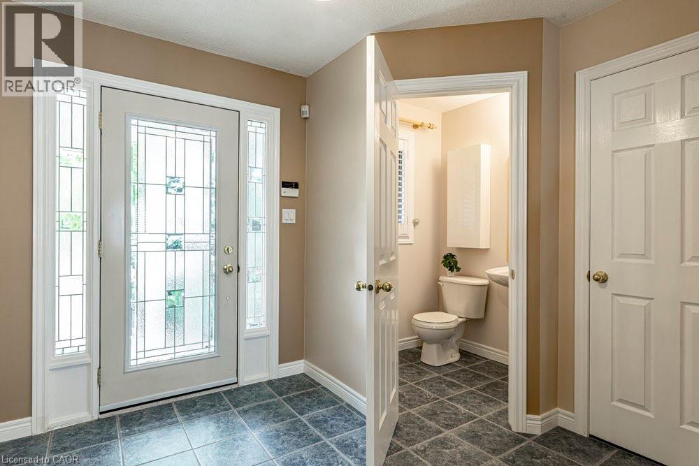42 Archer Way, Hamilton, Ontario  L0R 1W0 - Photo 22 - 40770217
