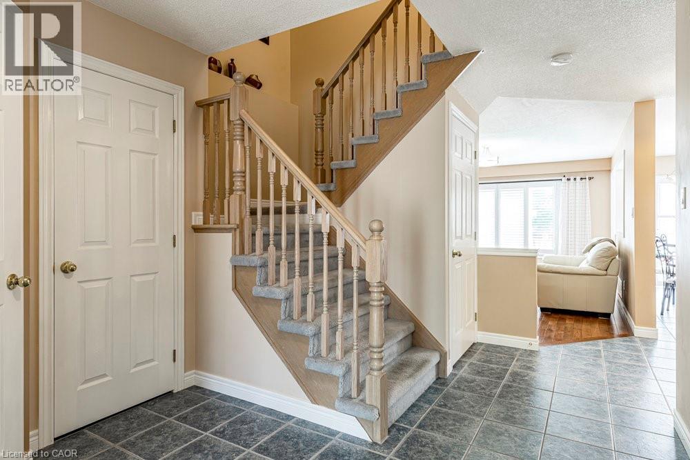 42 Archer Way, Hamilton, Ontario  L0R 1W0 - Photo 23 - 40770217