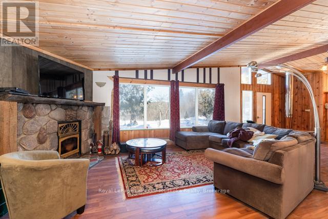 1524 Hekkla Road, Muskoka Lakes, Ontario  P0C 1J0 - Photo 10 - X12433230
