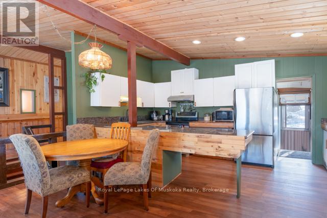 1524 Hekkla Road, Muskoka Lakes, Ontario  P0C 1J0 - Photo 12 - X12433230