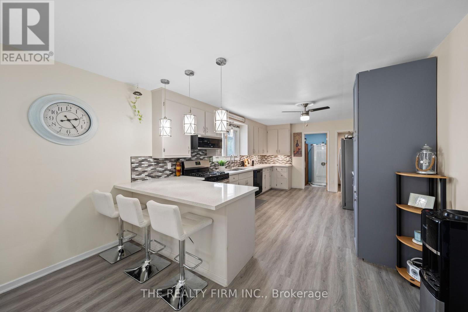 6898 Sunset Road, Central Elgin, Ontario  N6H 1L7 - Photo 11 - X12433251