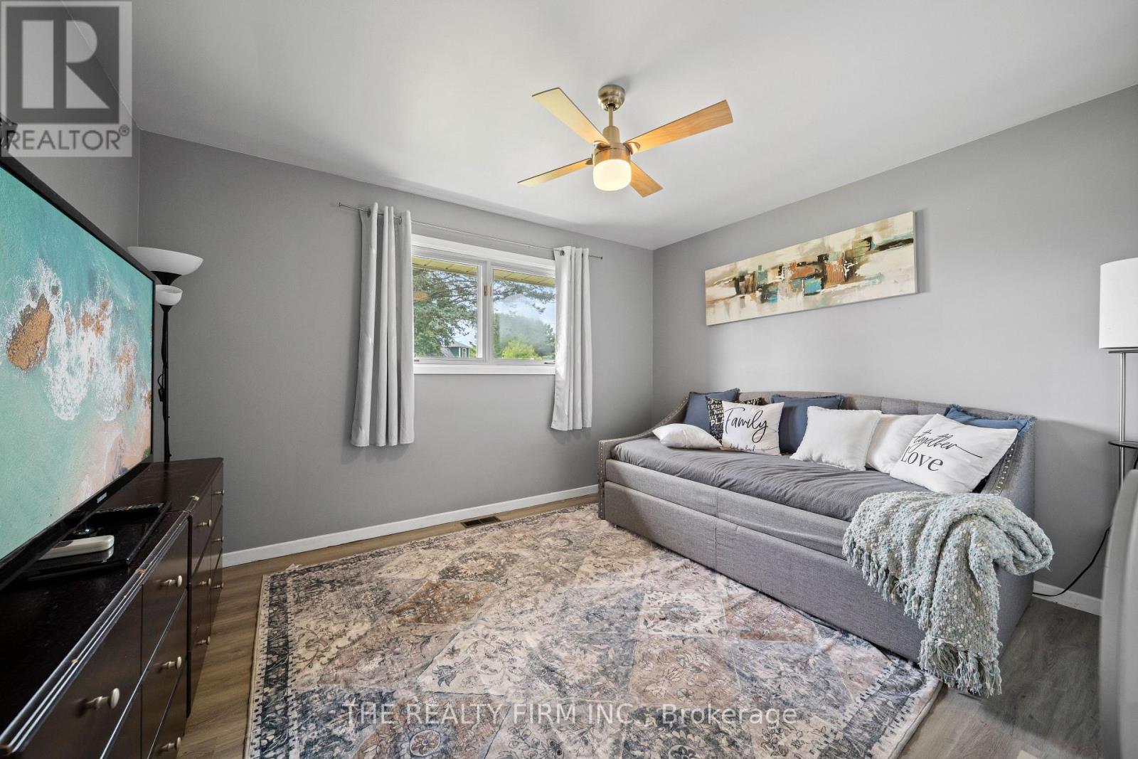 6898 Sunset Road, Central Elgin, Ontario  N6H 1L7 - Photo 22 - X12433251