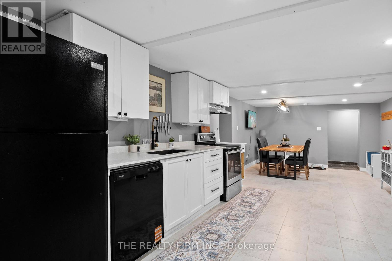 6898 Sunset Road, Central Elgin, Ontario  N6H 1L7 - Photo 29 - X12433251
