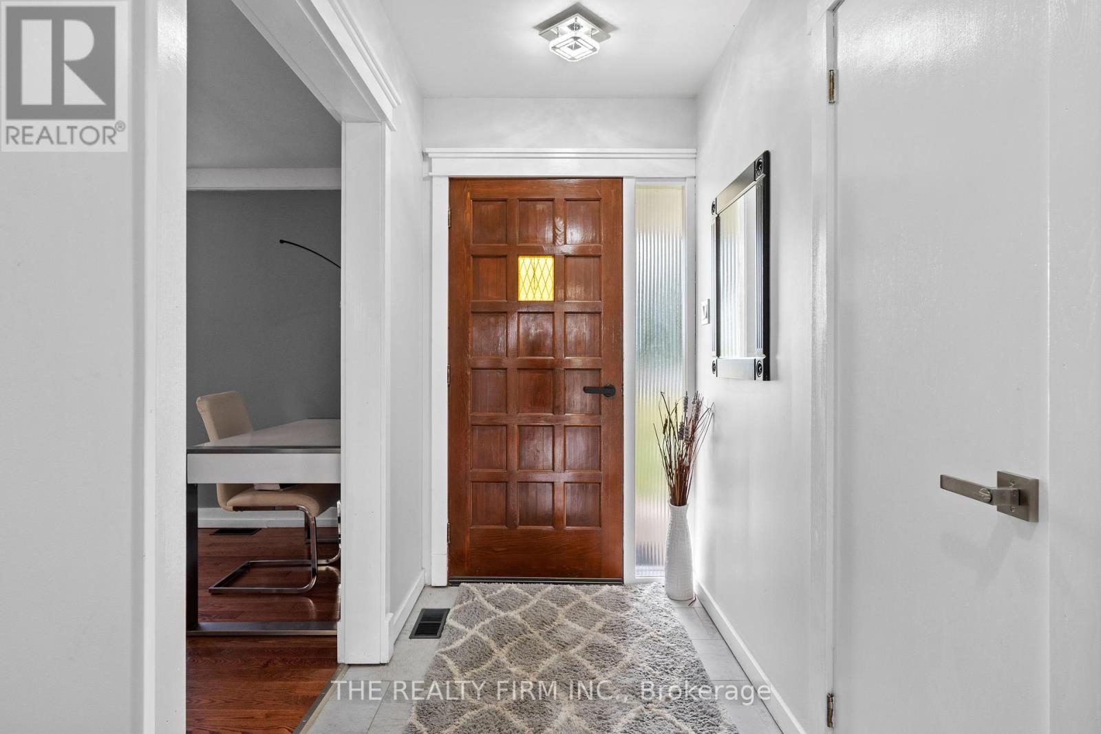 6898 Sunset Road, Central Elgin, Ontario  N6H 1L7 - Photo 6 - X12433251