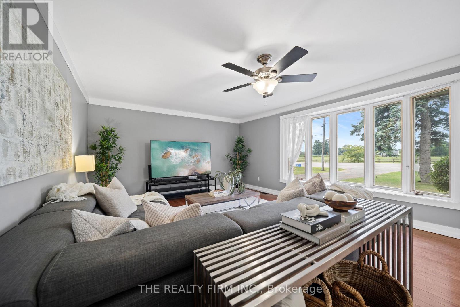 6898 Sunset Road, Central Elgin, Ontario  N6H 1L7 - Photo 7 - X12433251