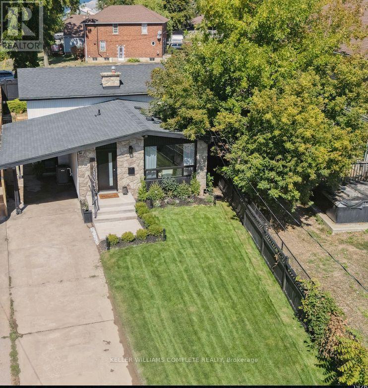 71 Jarrow Road, St. Catharines, Ontario  L2M 1B7 - Photo 3 - X12412295