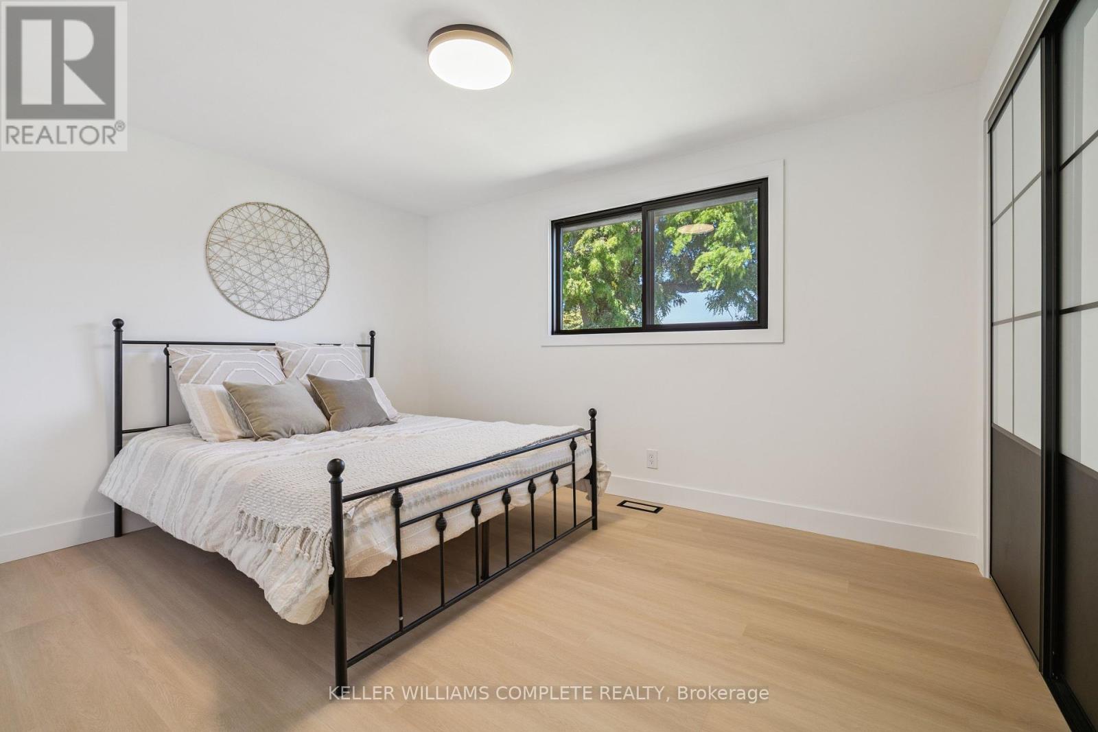 71 Jarrow Road, St. Catharines, Ontario  L2M 1B7 - Photo 13 - X12412295