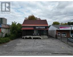 605 CENTER STREET, Ottawa, Ontario